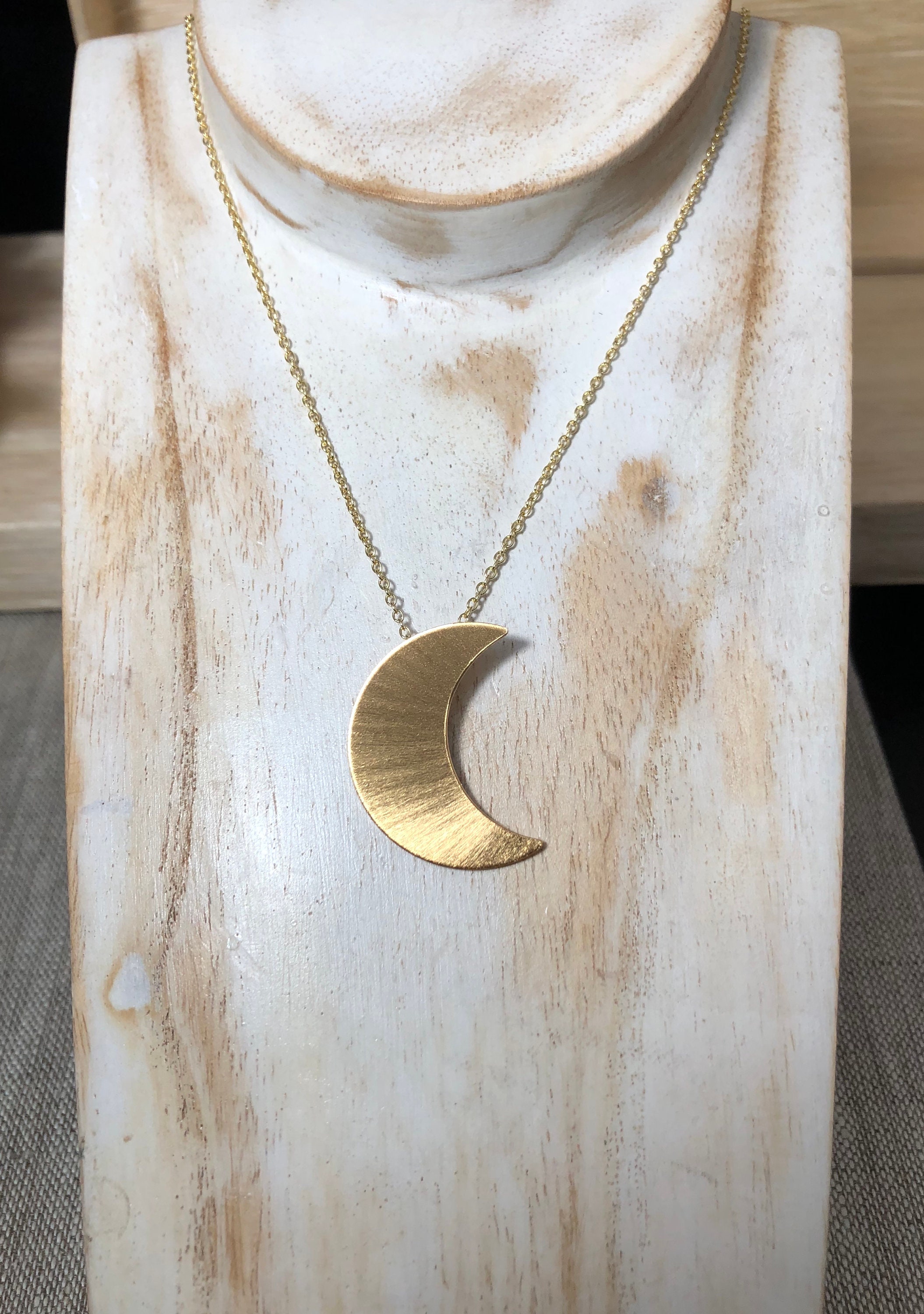 Shop Stevie Nicks Necklace: Unique Boho Style & Magical Symbolism