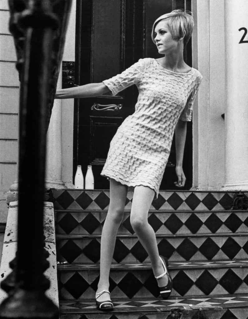 Explore Iconic Dress Twiggy Styles: Classic & Chic Looks