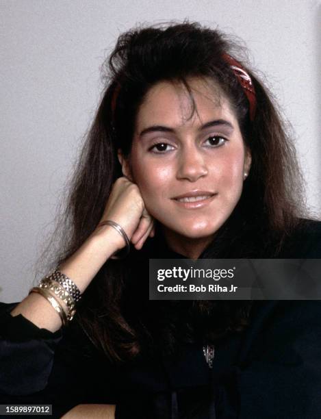 Authentic Jami Gertz Panty Photos for Campaigns and Creative Use