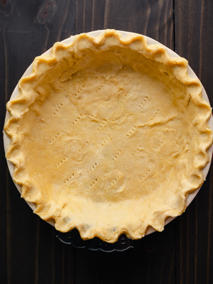 Paula Deens Easy Pie Crust Recipe for a Tender, Flaky Crust