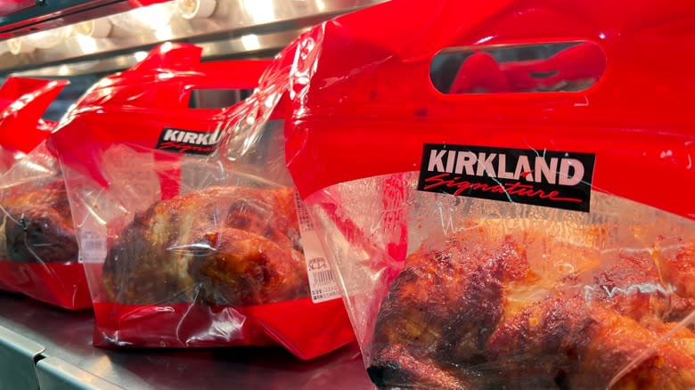 Rotisserie Chicken Bags vs Foil: Which is the Better Choice?