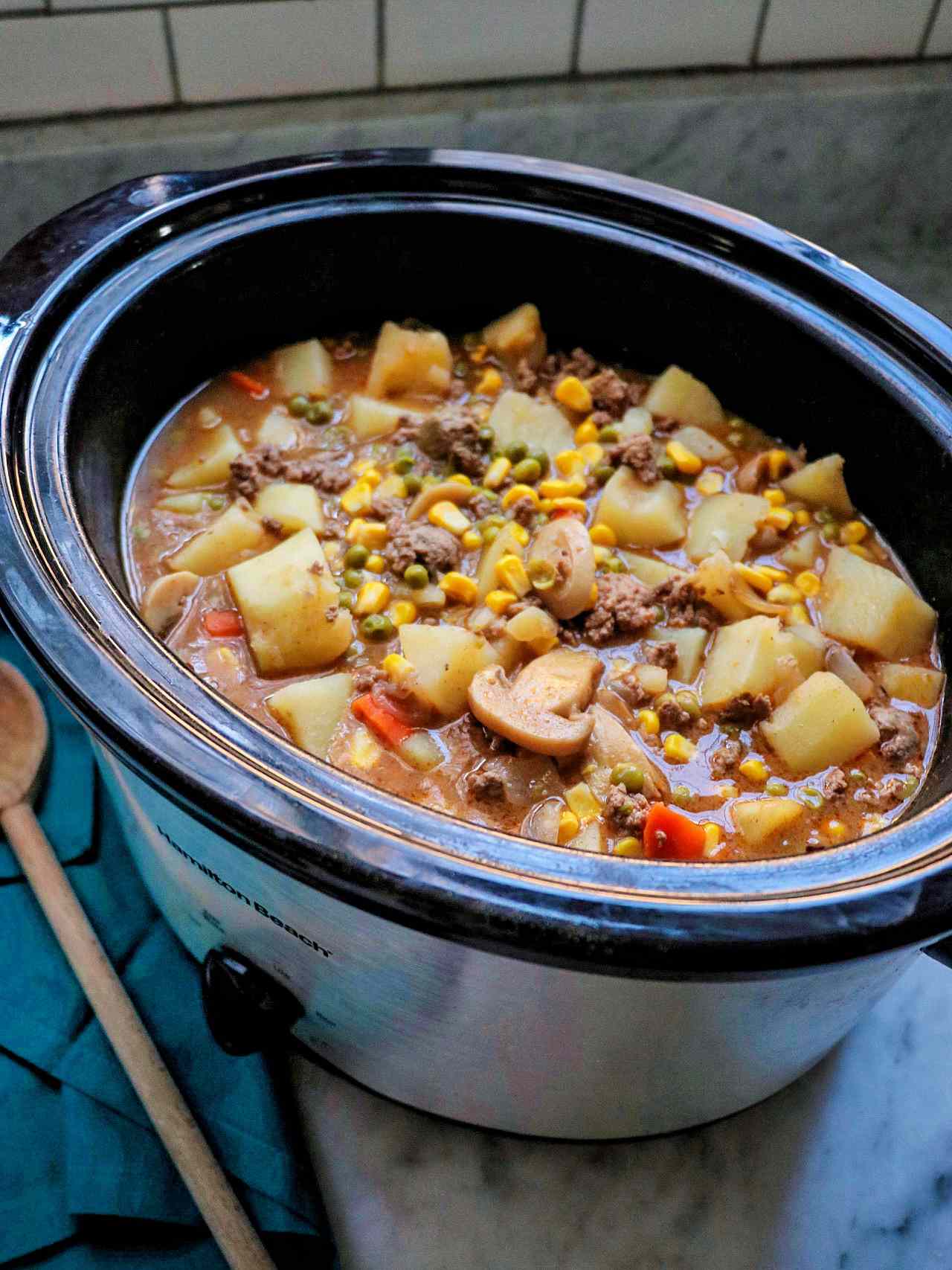 Cook Ground Beef in Slow Cooker: Simple and Delicious Recipes