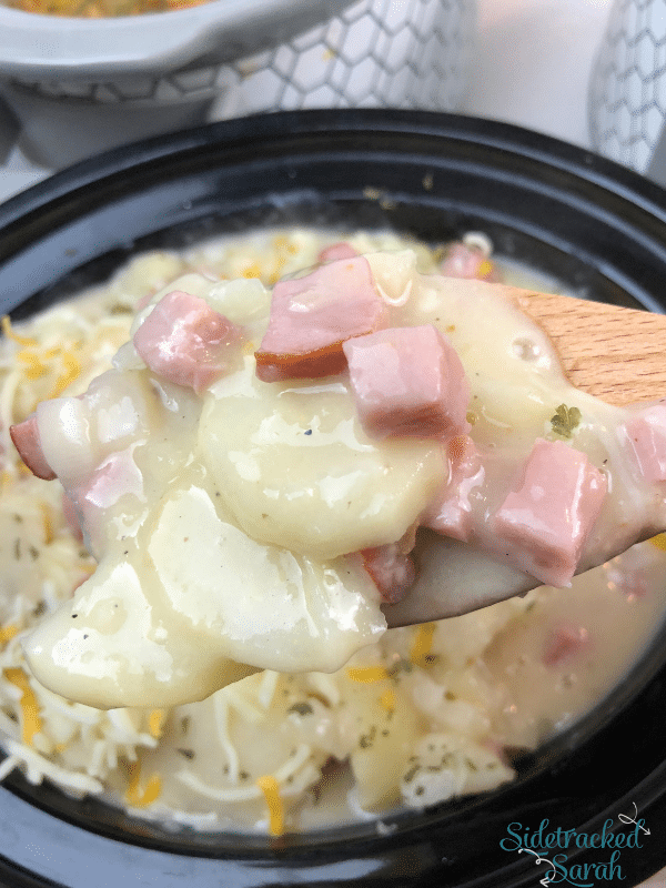 Quick and Simple Scalloped Potatoes with Ham Crock Pot Recipe